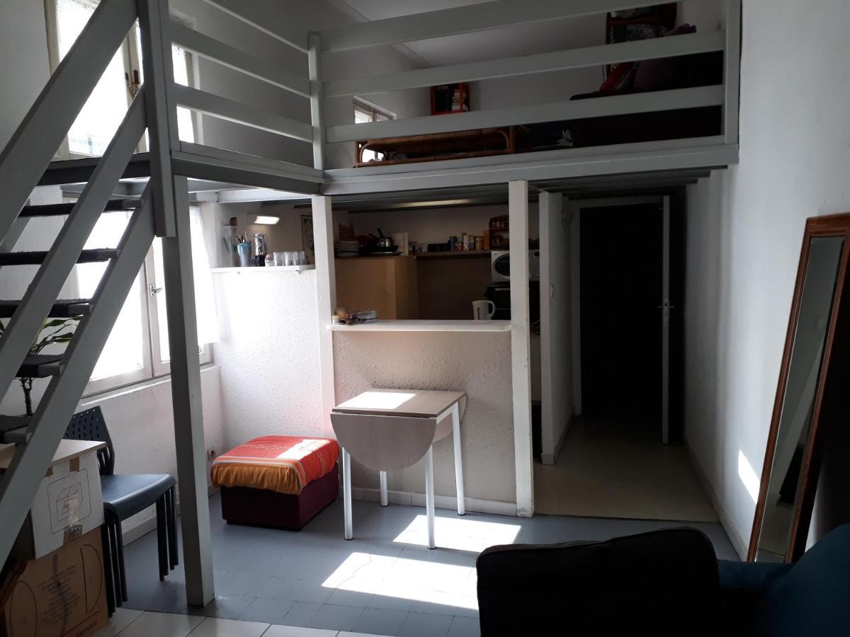 Mezzanine Proche Des Arenes