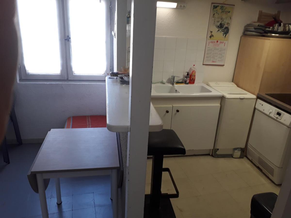 Mezzanine Proche Des Arenes Apartment Nimes